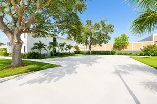 274 SE 9th Ave, Deerfield Beach, FL 33441 - Photo 13
