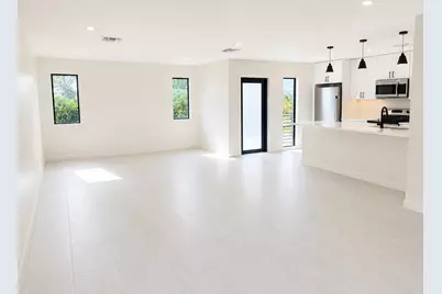 274 SE 9th Avenue #3, Deerfield Beach, FL 33441 - Photo 3
