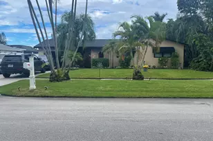 79 Oregon Ln, Boca Raton, FL 33487 - Photo 1