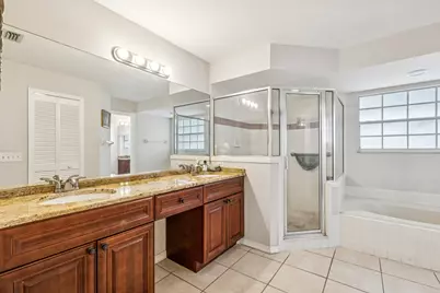 791 SW Hillsboro Circle, Port Saint Lucie, FL 34953 - Photo 11