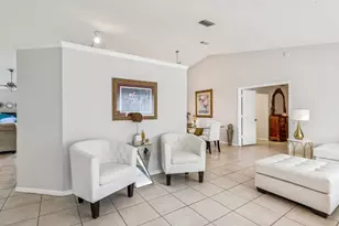 791 SW Hillsboro Cir, Port Saint Lucie, FL 34953 - Photo 5