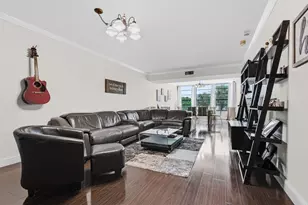 3826 Whitehall Dr, West Palm Beach, FL 33401 - Photo 3