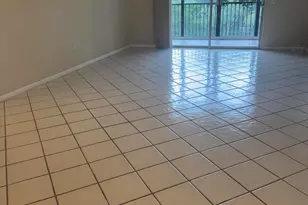 12650 SW 15th St, Pembroke Pines, FL 33027 - Photo 9