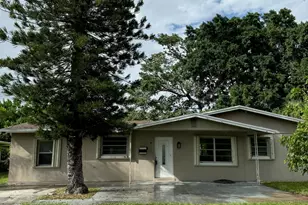 913 NW 10th Terrace, Stuart, FL 34994 - Photo 1