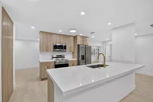 1304 SW 23rd St, Boynton Beach, FL 33426 - Photo 5