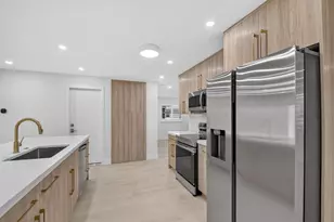 1304 SW 23rd St, Boynton Beach, FL 33426 - Photo 11
