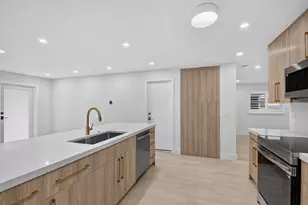 1304 SW 23rd St, Boynton Beach, FL 33426 - Photo 13