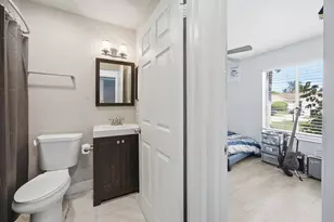 18751 Shauna Manor Dr, Boca Raton, FL 33496 - Photo 15