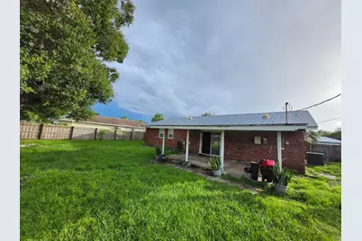 453 SE Asbury Lane, Port Saint Lucie, FL 34983 - Photo 3