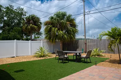 158 E 23rd Street, Riviera Beach, FL 33404 - Photo 15