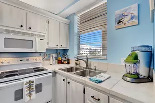 100 Paradise Harbour Blvd, North Palm Beach, FL 33408 - Photo 13