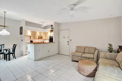 9414 S Belfort Circle #215, Tamarac, FL 33321 - Photo 9