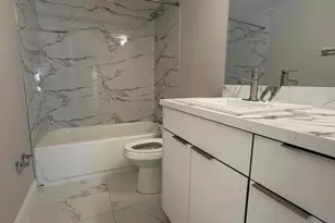 201 SW 7th St, Boca Raton, FL 33432 - Photo 31