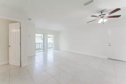 201 SW 7th Street #9, Boca Raton, FL 33432 - Photo 7