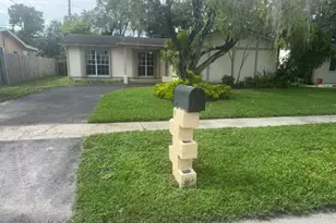 2530 NW 87th Ln, Sunrise, FL 33322 - Photo 1