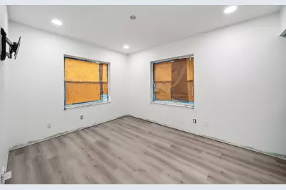 1129 W Lakes Drive, Deerfield Beach, FL 33442 - Photo 11