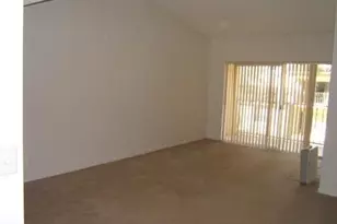 1015 Lake Shore Dr, Lake Park, FL 33403 - Photo 9