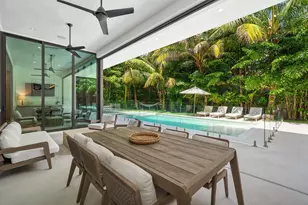 735 W Fern Dr, Boca Raton, FL 33432 - Photo 41