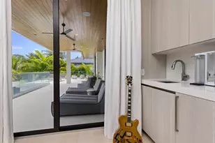 735 W Fern Dr, Boca Raton, FL 33432 - Photo 55