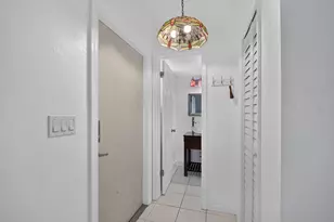 658 NE 6th Ct E, Boynton Beach, FL 33435 - Photo 31