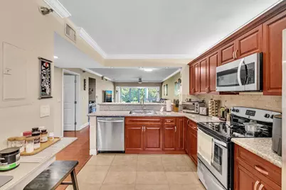 460 NW 67th Street #L105, Boca Raton, FL 33487 - Photo 9