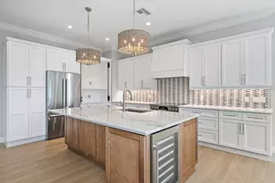 248 Honeysuckle Dr, Jupiter, FL 33458 - Photo 1