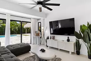 112 SE 14th St, Deerfield Beach, FL 33441 - Photo 5