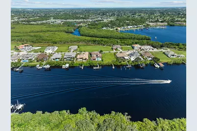 2761 SE N Lookout Boulevard, Port Saint Lucie, FL 34984 - Photo 7