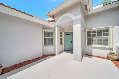 15136 W Tranquility Lake Drive, Delray Beach, FL 33446 - Photo 5