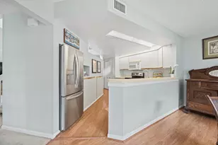 24 Uno Lago Dr, Juno Beach, FL 33408 - Photo 15