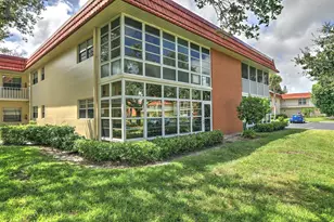 46 Woodland Dr, Vero Beach, FL 32962 - Photo 1