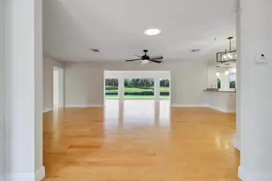 442 French Royale Cir, Atlantis, FL 33462 - Photo 5