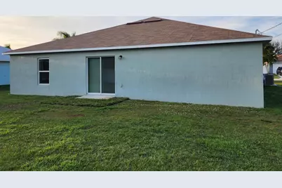 2862 SE Buccaneer Circle, Port Saint Lucie, FL 34952 - Photo 17