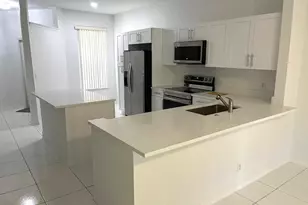 3166 Via Poinciana, Lake Worth, FL 33467 - Photo 5