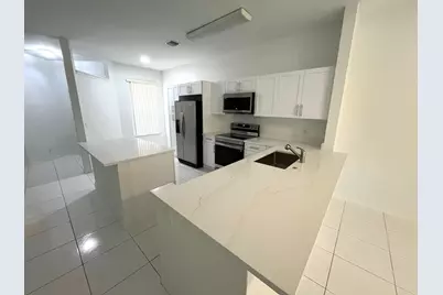 3166 Via Poinciana #2, Lake Worth, FL 33467 - Photo 13