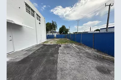 5751 Dawson Street, Hollywood, FL 33023 - Photo 17