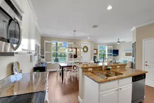 243 SW 7th St, Pompano Beach, FL 33060 - Photo 7