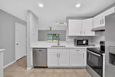 9766 Kamena Circle, Boynton Beach, FL 33436 - Photo 13