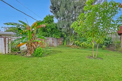 1627 4th Court NE, Boynton Beach, FL 33435 - Photo 25