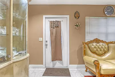 1627 4th Court NE, Boynton Beach, FL 33435 - Photo 5