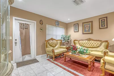 1627 4th Court NE, Boynton Beach, FL 33435 - Photo 7