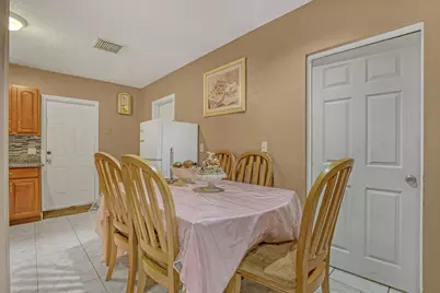 1627 4th Court NE, Boynton Beach, FL 33435 - Photo 9