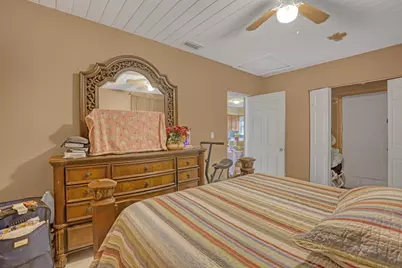 1627 4th Court NE, Boynton Beach, FL 33435 - Photo 15