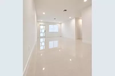 345 Pinehurst Road, Palm Springs, FL 33461 - Photo 3