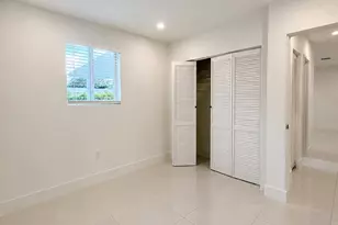 345 Pinehurst Rd, Palm Springs, FL 33461 - Photo 13