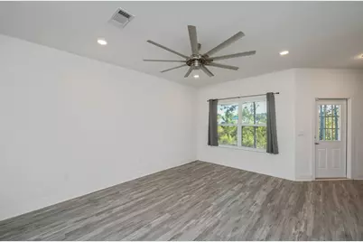 201 Upia Drive, Crestview, FL 32536 - Photo 5