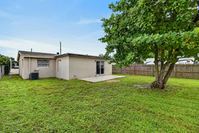 1037 W 28th Street, Riviera Beach, FL 33404 - Photo 33