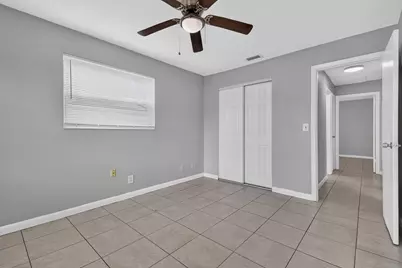 1037 W 28th Street, Riviera Beach, FL 33404 - Photo 15