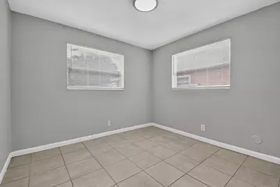 1037 W 28th Street, Riviera Beach, FL 33404 - Photo 21