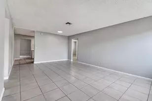 1037 W 28th St, Riviera Beach, FL 33404 - Photo 5